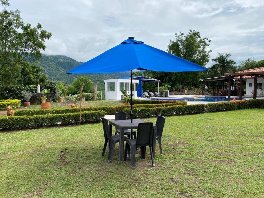 Finca Campestre Con Hermosa Vista Anapoima Ngoại thất bức ảnh